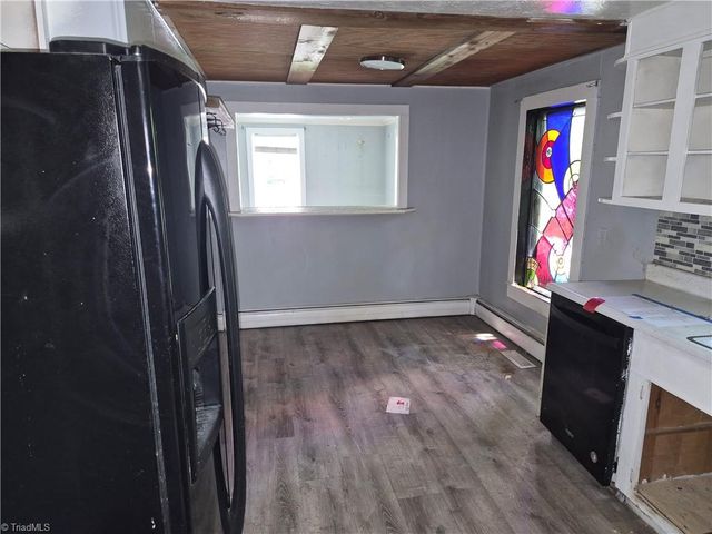 1819 J Avenue, Greensboro, NC 27403