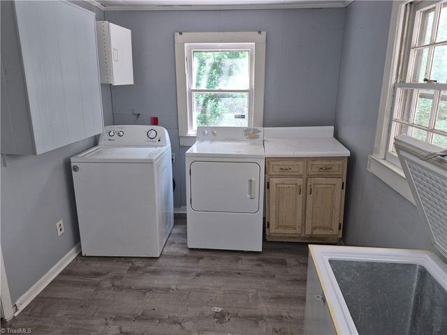 1819 J Avenue, Greensboro, NC 27403