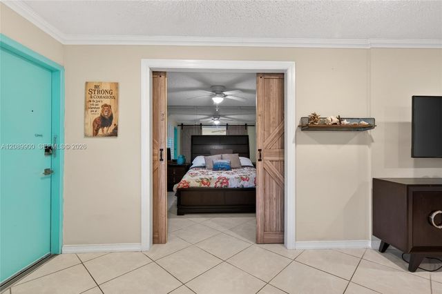 1308 Bayview Drive 2B, Fort Lauderdale, FL 33304