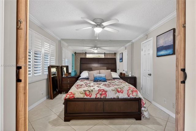 1308 Bayview Drive 2B, Fort Lauderdale, FL 33304