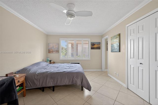 1308 Bayview Drive 2B, Fort Lauderdale, FL 33304
