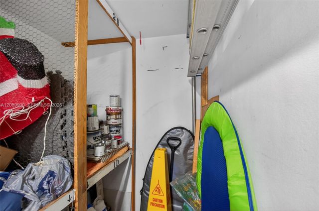 1308 Bayview Drive 2B, Fort Lauderdale, FL 33304