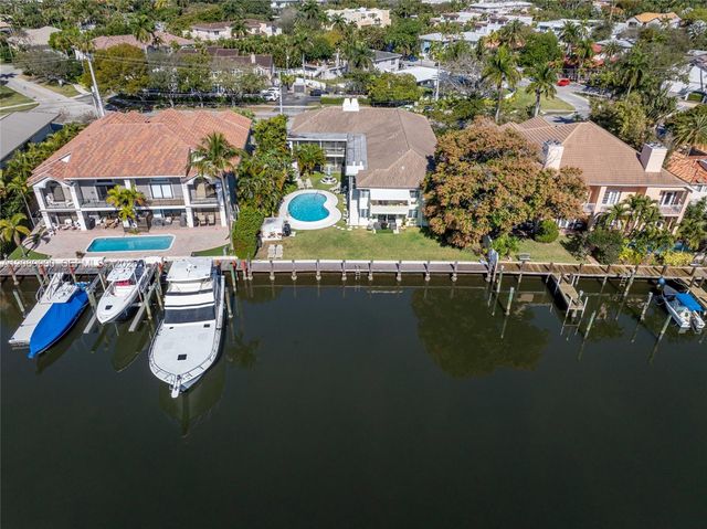 1308 Bayview Drive 2B, Fort Lauderdale, FL 33304