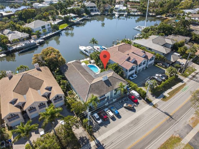 1308 Bayview Drive 2B, Fort Lauderdale, FL 33304