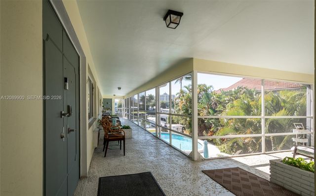 1308 Bayview Drive 2B, Fort Lauderdale, FL 33304