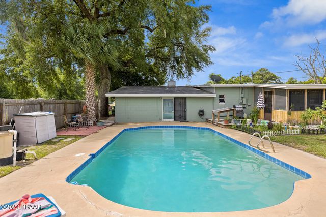 7 Jeanette Drive, Deland, FL 32720