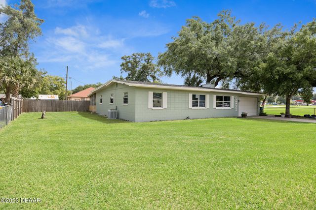 7 Jeanette Drive, Deland, FL 32720