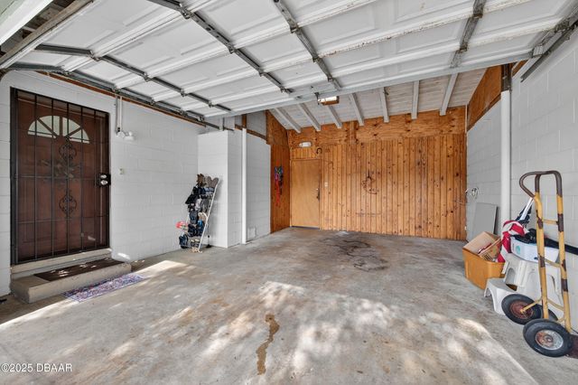 7 Jeanette Drive, Deland, FL 32720