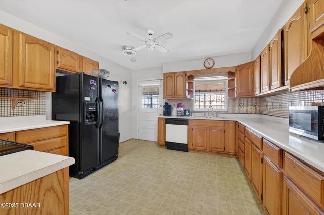 7 Jeanette Drive, Deland, FL 32720