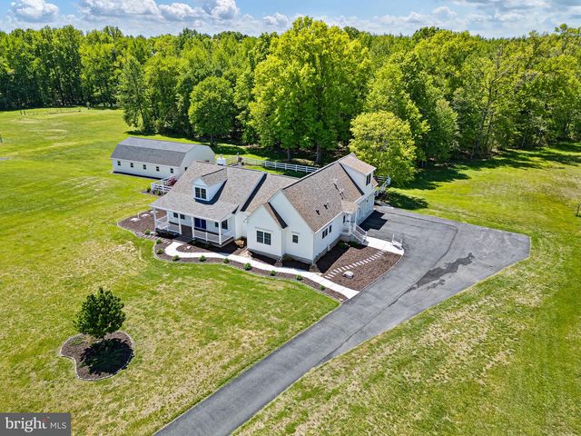 5916 SUMMIT BRIDGE RD, Townsend, DE 19734