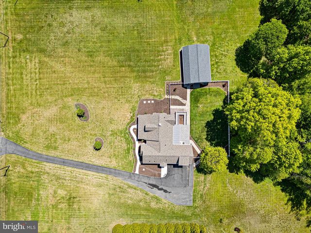 5916 SUMMIT BRIDGE RD, Townsend, DE 19734