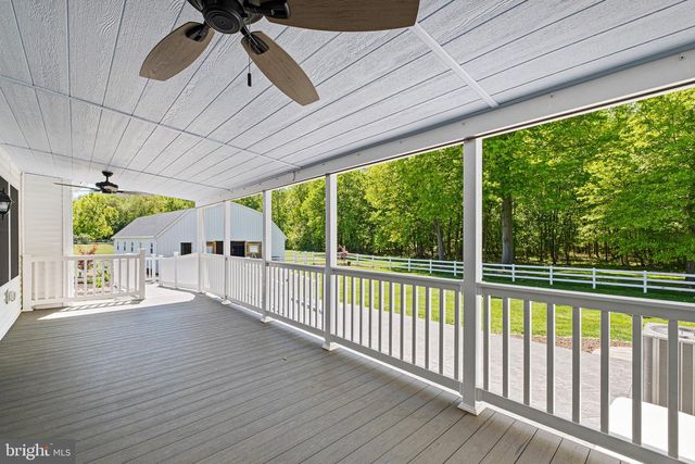 5916 SUMMIT BRIDGE RD, Townsend, DE 19734