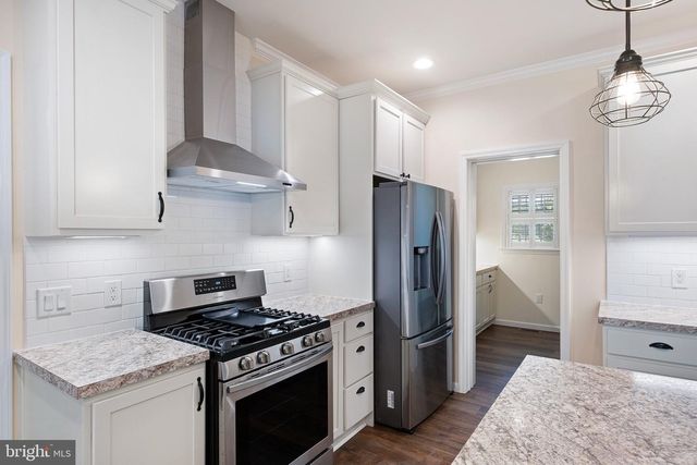 5916 SUMMIT BRIDGE RD, Townsend, DE 19734