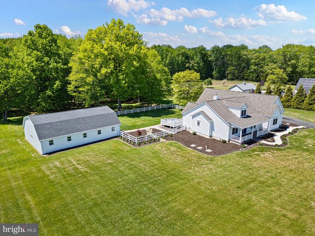 5916 SUMMIT BRIDGE RD, Townsend, DE 19734