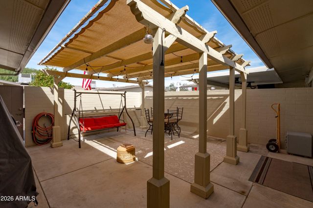 18614 N 133RD Avenue, Sun City West, AZ 85375