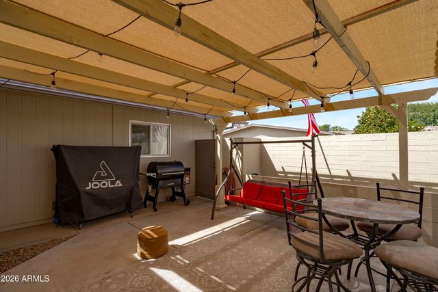 18614 N 133RD Avenue, Sun City West, AZ 85375