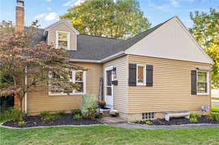 117 Shorewood Drive, Irondequoit, NY 14617