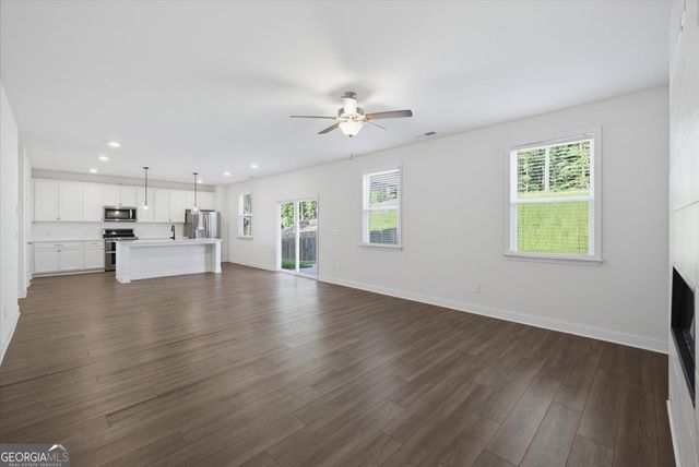 131 Dew Drop Pt, Dallas, GA 30157