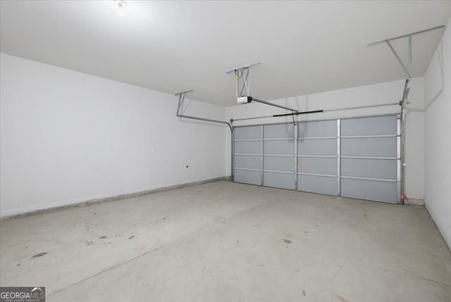131 Dew Drop Pt, Dallas, GA 30157