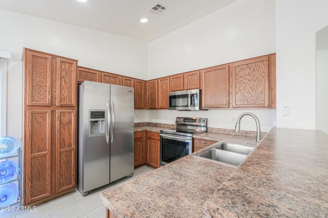 41376 W BRAVO Drive, Maricopa, AZ 85138