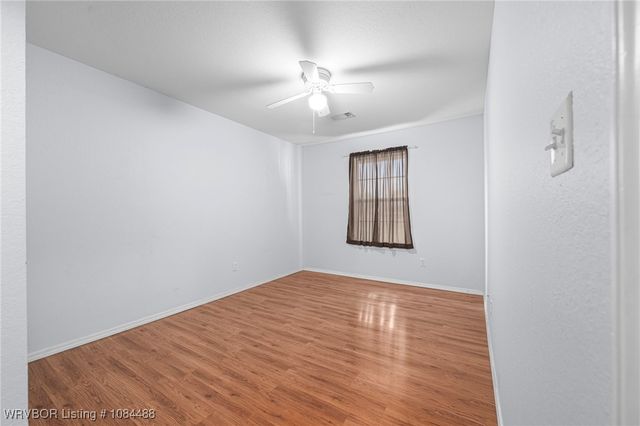 104 Commanche Loop, Roland, OK 74954