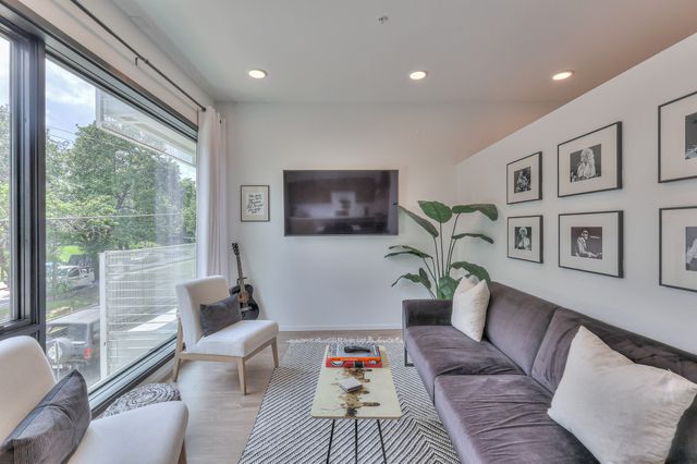 920 South St Apt 205, Nashville, TN 37203