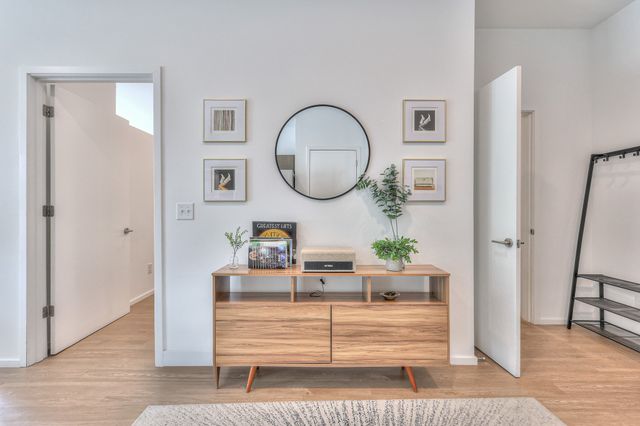 920 South St Apt 205, Nashville, TN 37203