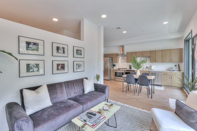 920 South St Apt 205, Nashville, TN 37203