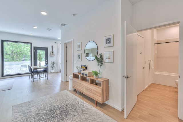 920 South St Apt 205, Nashville, TN 37203