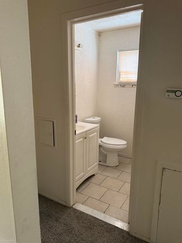 21953 Coolidge Highway, Oak Park, MI 48237
