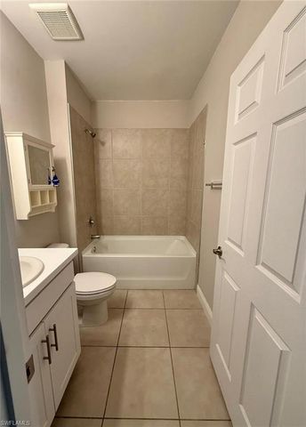 635 NE 6th PL, Cape Coral, FL 33909