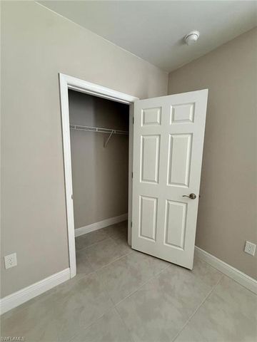 635 NE 6th PL, Cape Coral, FL 33909