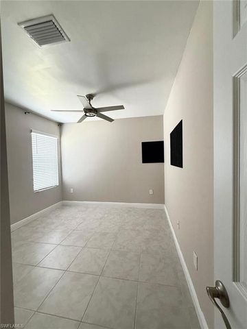 635 NE 6th PL, Cape Coral, FL 33909