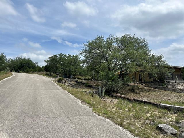 21511 Perry CV, Lago Vista, TX 78645