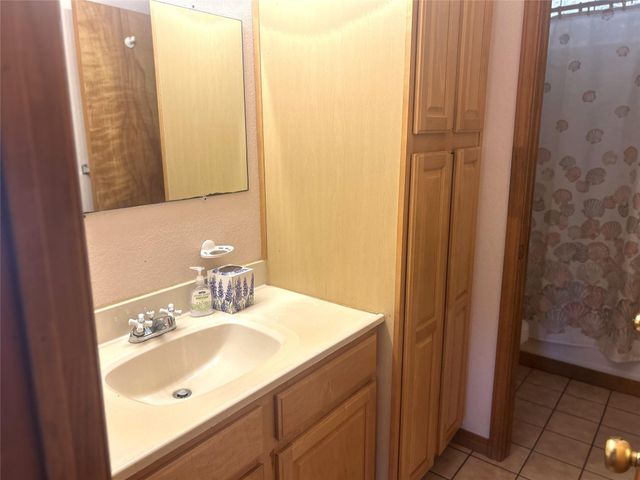 21511 Perry CV, Lago Vista, TX 78645