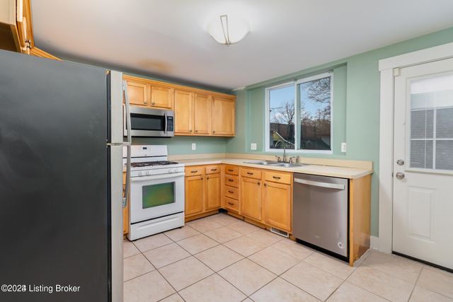 248 Kennedy Ave A, Louisville, KY 40206