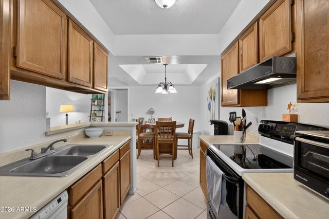 10610 S 48TH Street 1057, Phoenix, AZ 85044