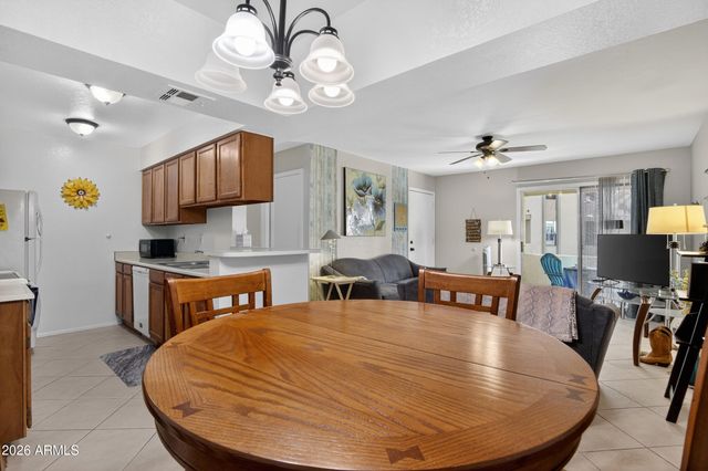 10610 S 48TH Street 1057, Phoenix, AZ 85044