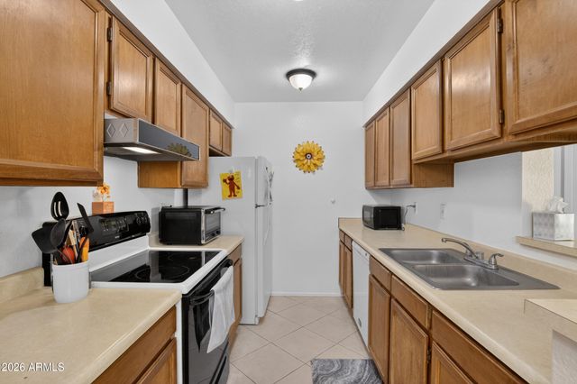 10610 S 48TH Street 1057, Phoenix, AZ 85044