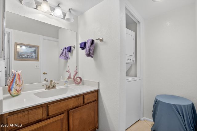 10610 S 48TH Street 1057, Phoenix, AZ 85044