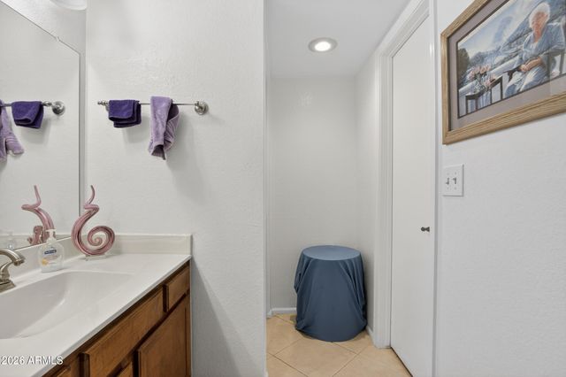 10610 S 48TH Street 1057, Phoenix, AZ 85044