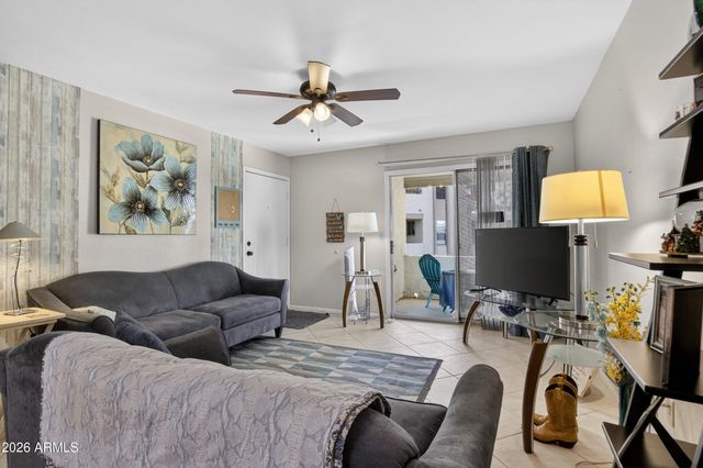 10610 S 48TH Street 1057, Phoenix, AZ 85044