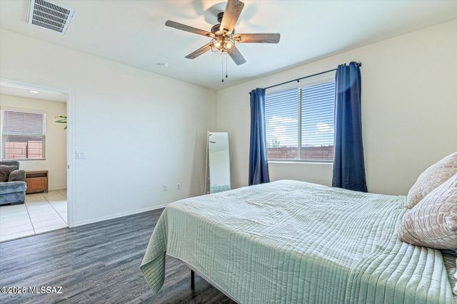 11296 S Weismann Drive, Vail, AZ 85641