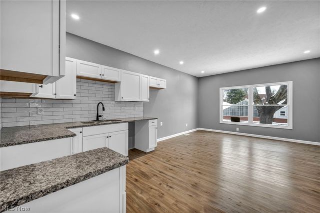 4011 Robert Avenue, Cleveland, OH 44109