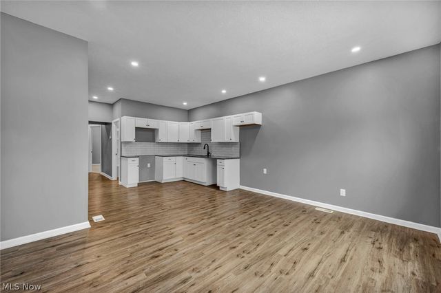 4011 Robert Avenue, Cleveland, OH 44109