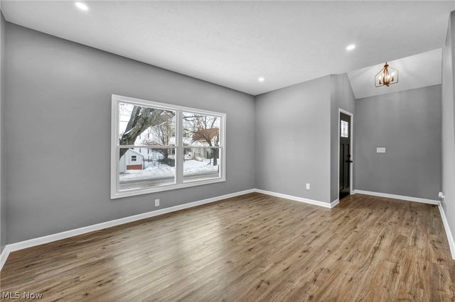 4011 Robert Avenue, Cleveland, OH 44109