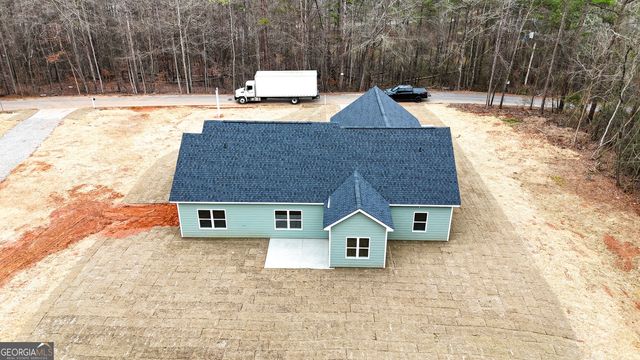 83 Derring Circle, Newnan, GA 30263