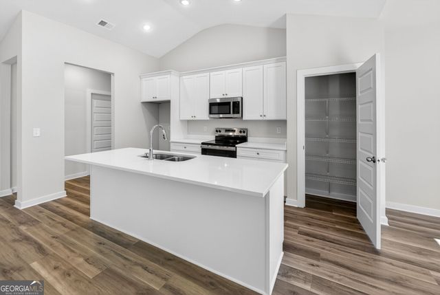 83 Derring Circle, Newnan, GA 30263