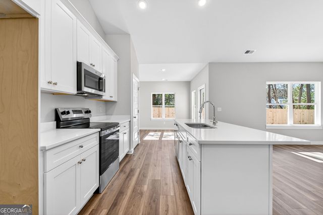 83 Derring Circle, Newnan, GA 30263