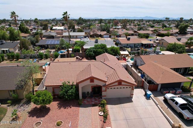 3737 W CROCUS Drive, Phoenix, AZ 85053